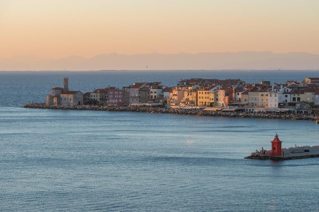 Riba Apartment Piran Buitenkant foto